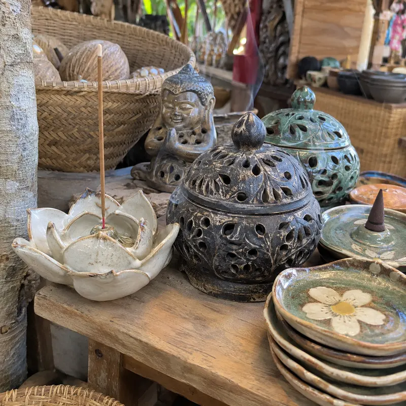 Illustrative photo for A Guide to the Sukawati Art Market for Incense Burners