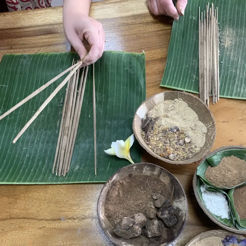 Cover image for Sacred Smoke: A Review of Bali's Premier Masterclass