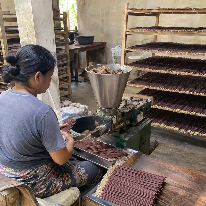 Illustrative photo for Exploring an Indonesian Incense Factory (What They Don't Tell You)