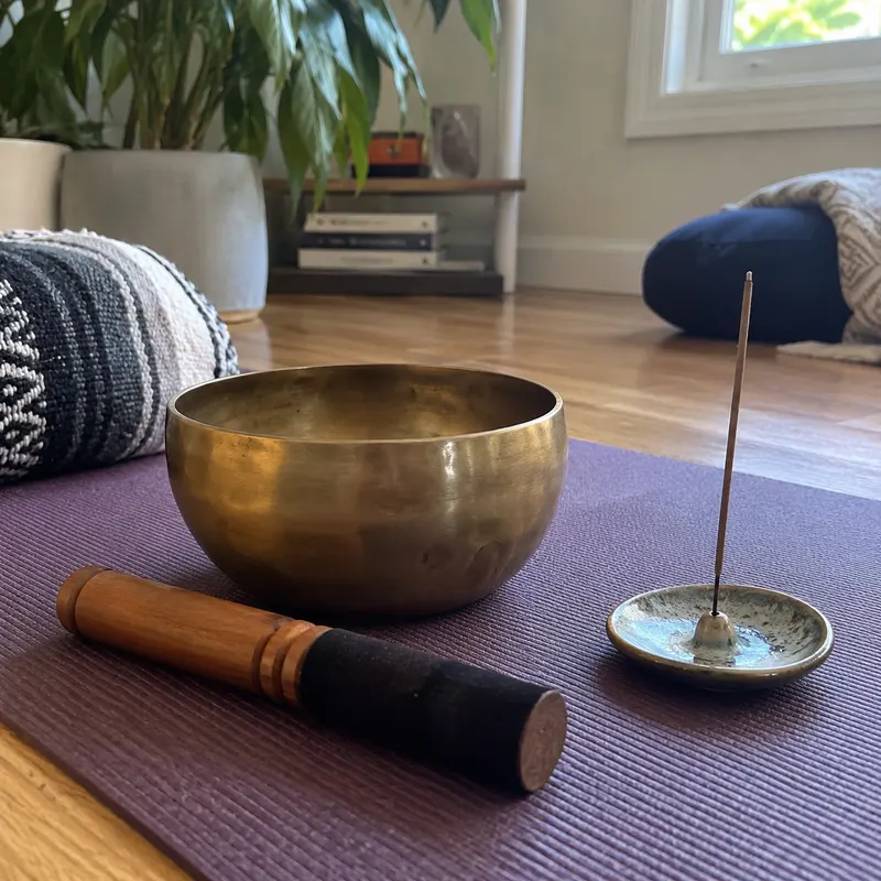 Illustrative photo for Combining Sound Baths with Specific Incense Frequencies