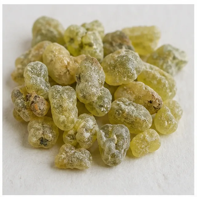 Raw Royal Hojari Frankincense material
